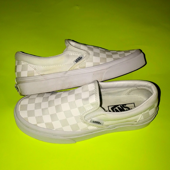 vans slip on size 5.5